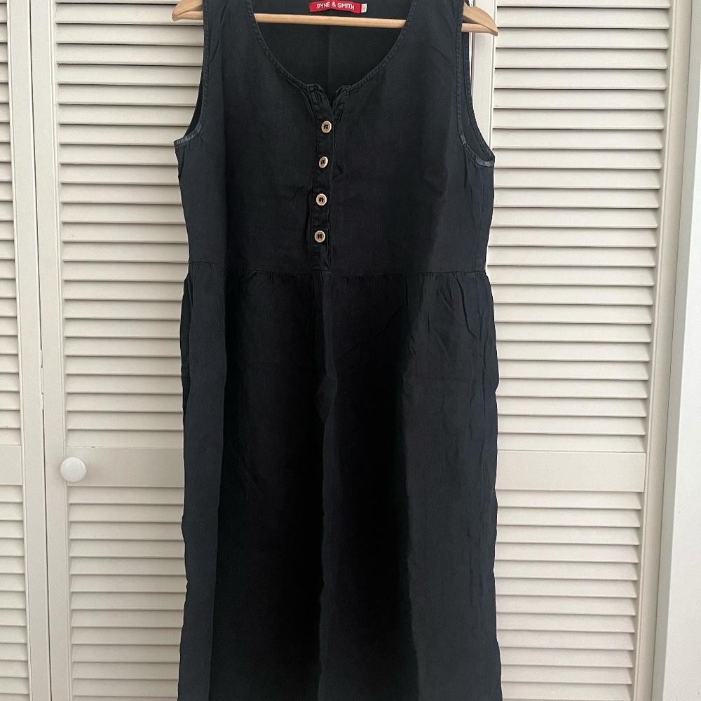Pyne & Smith sleeveless black linen midi dress